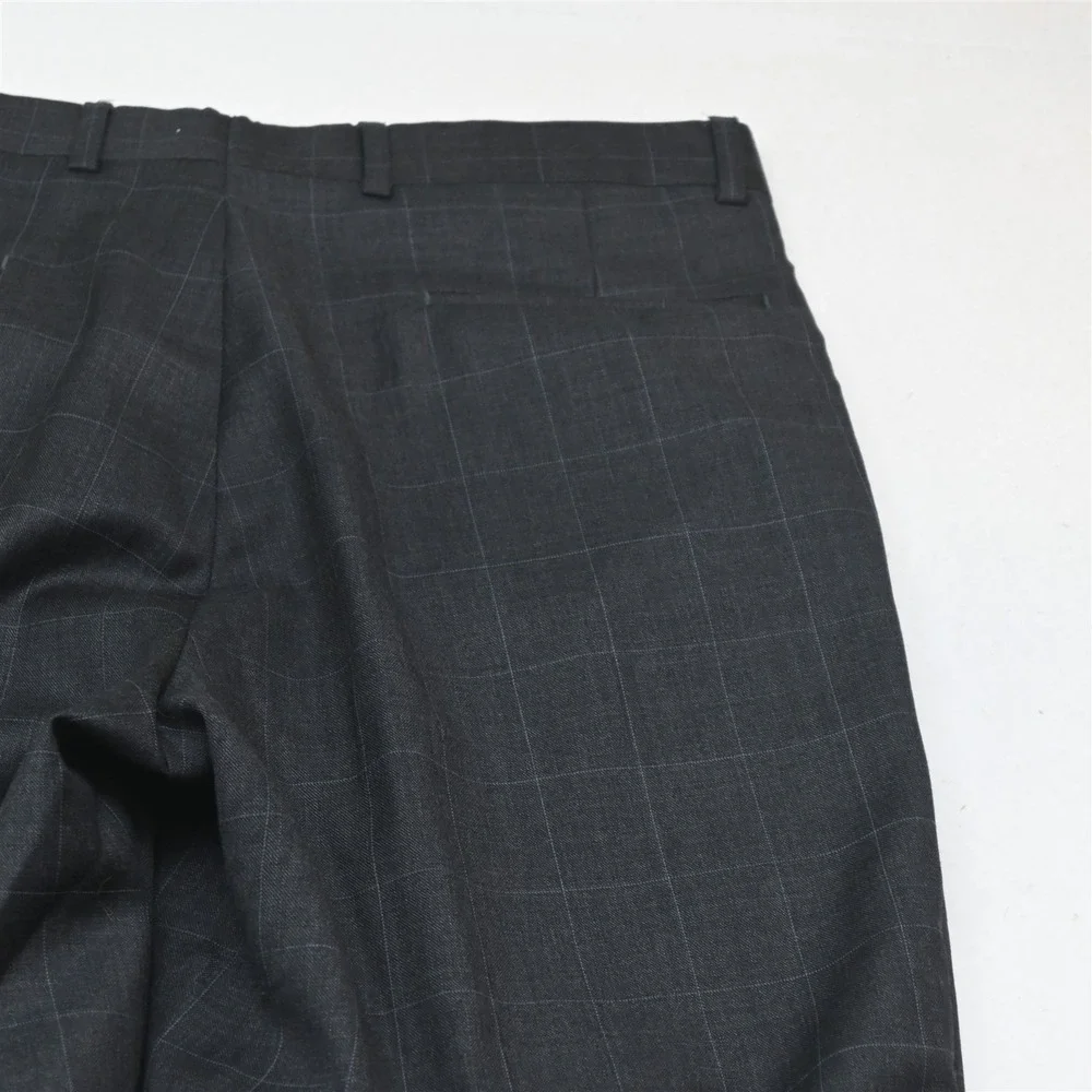 Jos A Bank 41L 34x32 Gray Windowpane 100% Wool Mens Jacket Pants Suit